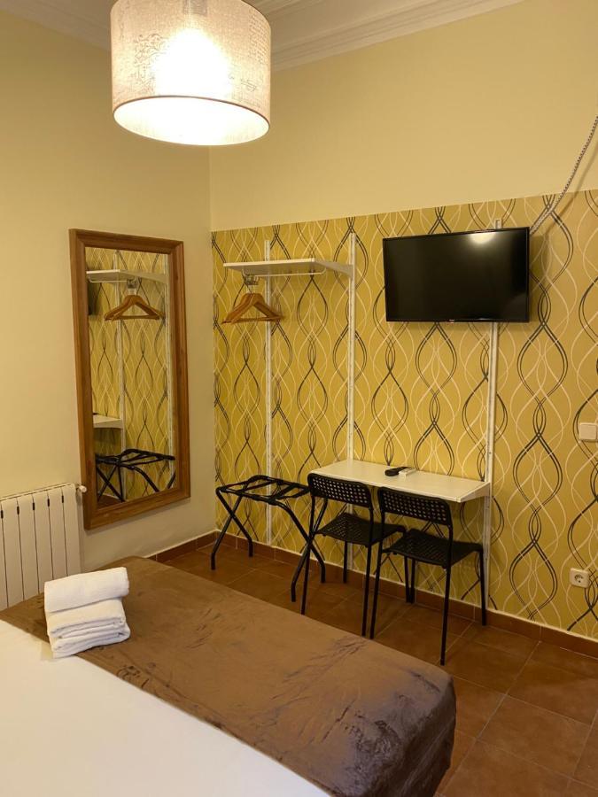 Hostal Alaska Madrid Kültér fotó