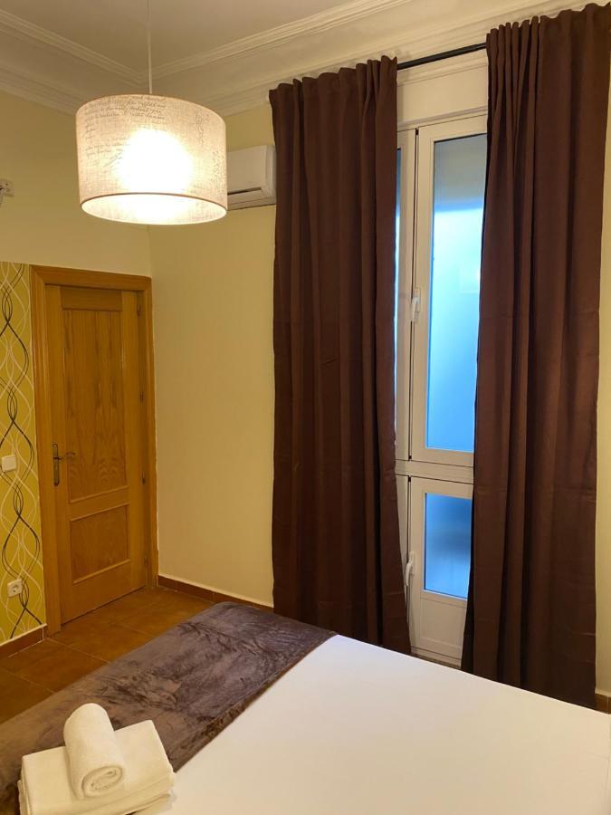 Hostal Alaska Madrid Kültér fotó