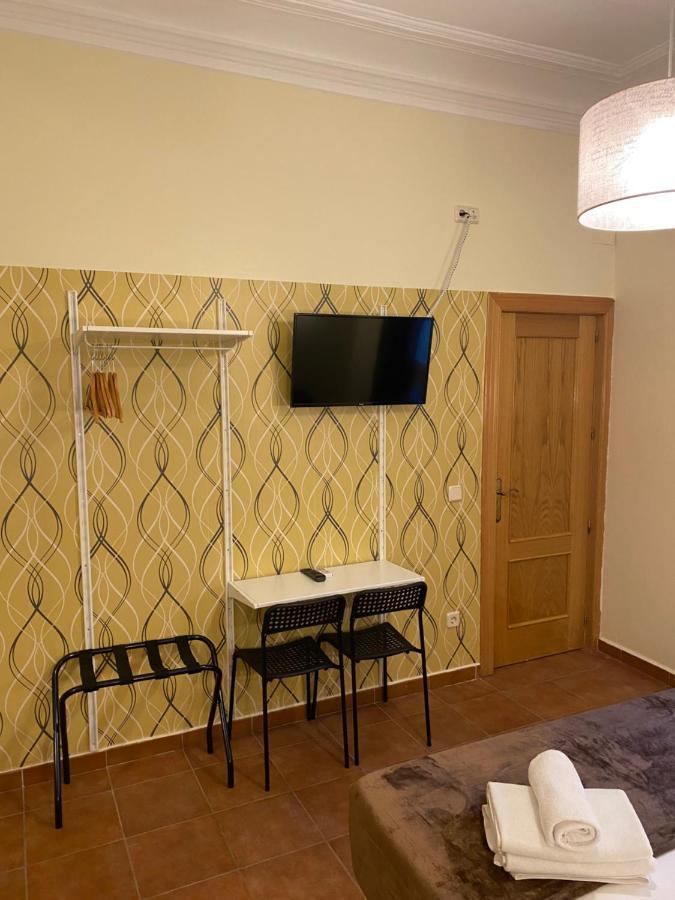 Hostal Alaska Madrid Kültér fotó