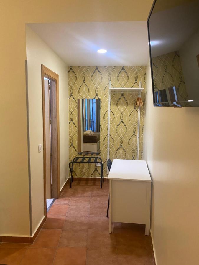 Hostal Alaska Madrid Kültér fotó