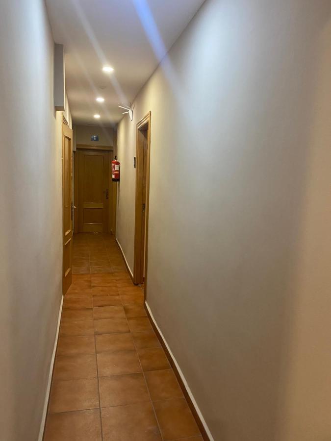 Hostal Alaska Madrid Kültér fotó