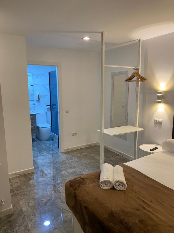 Hostal Alaska Madrid Kültér fotó
