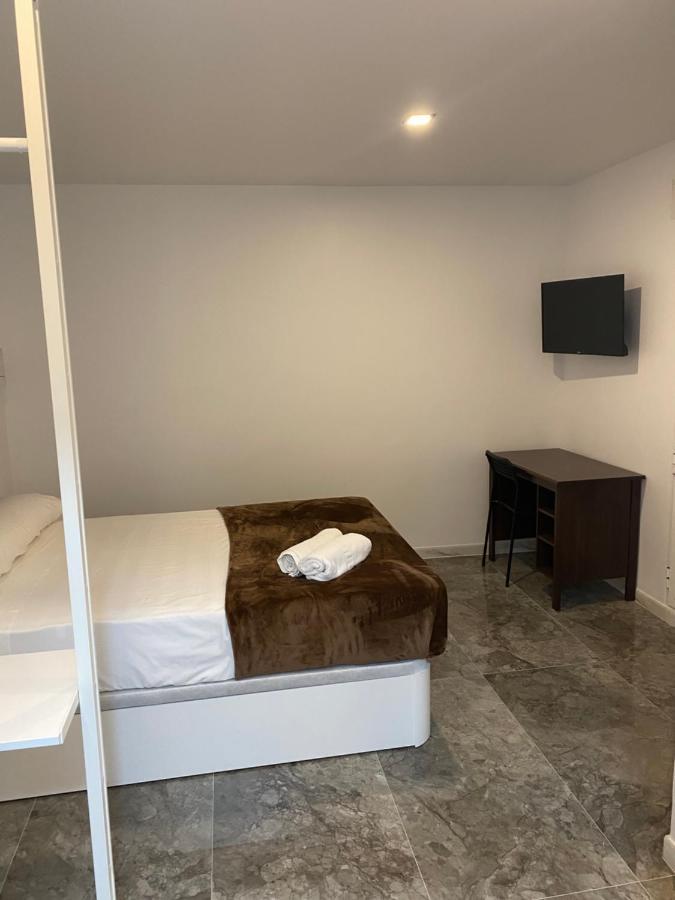 Hostal Alaska Madrid Kültér fotó