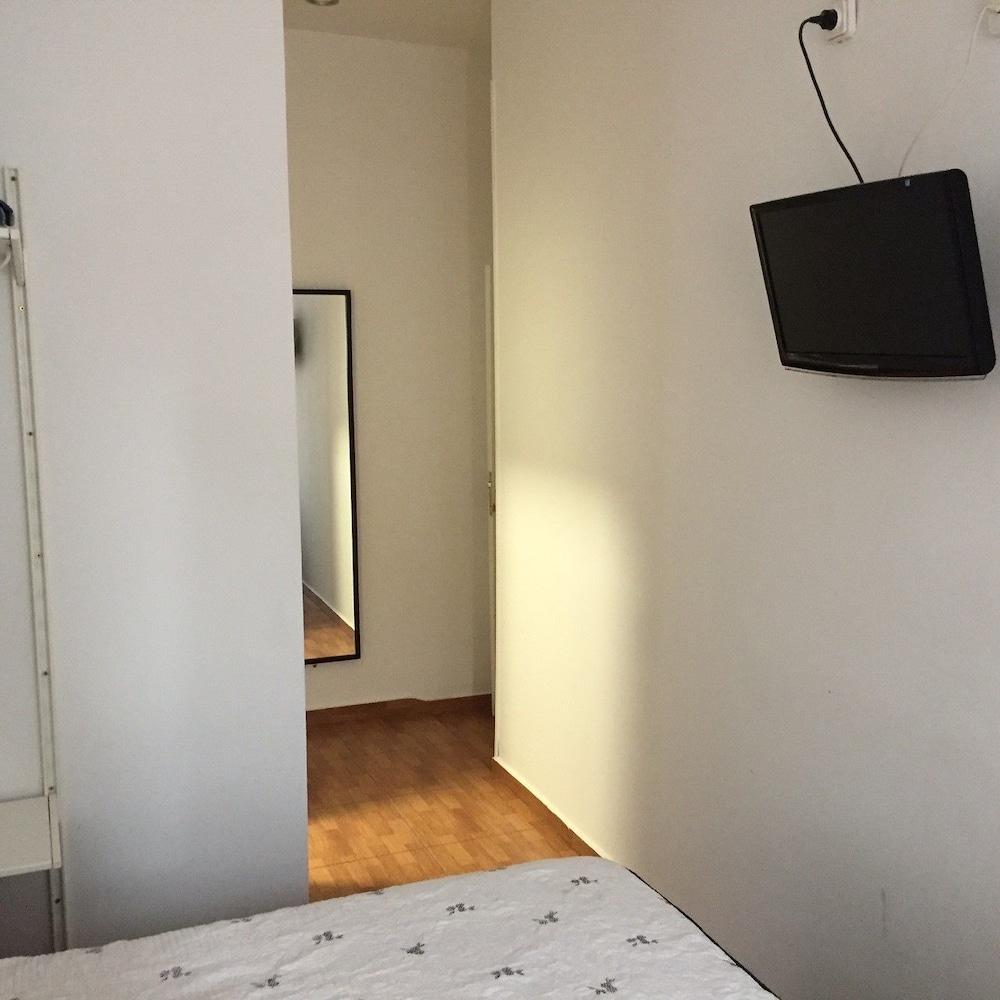 Hostal Alaska Madrid Kültér fotó